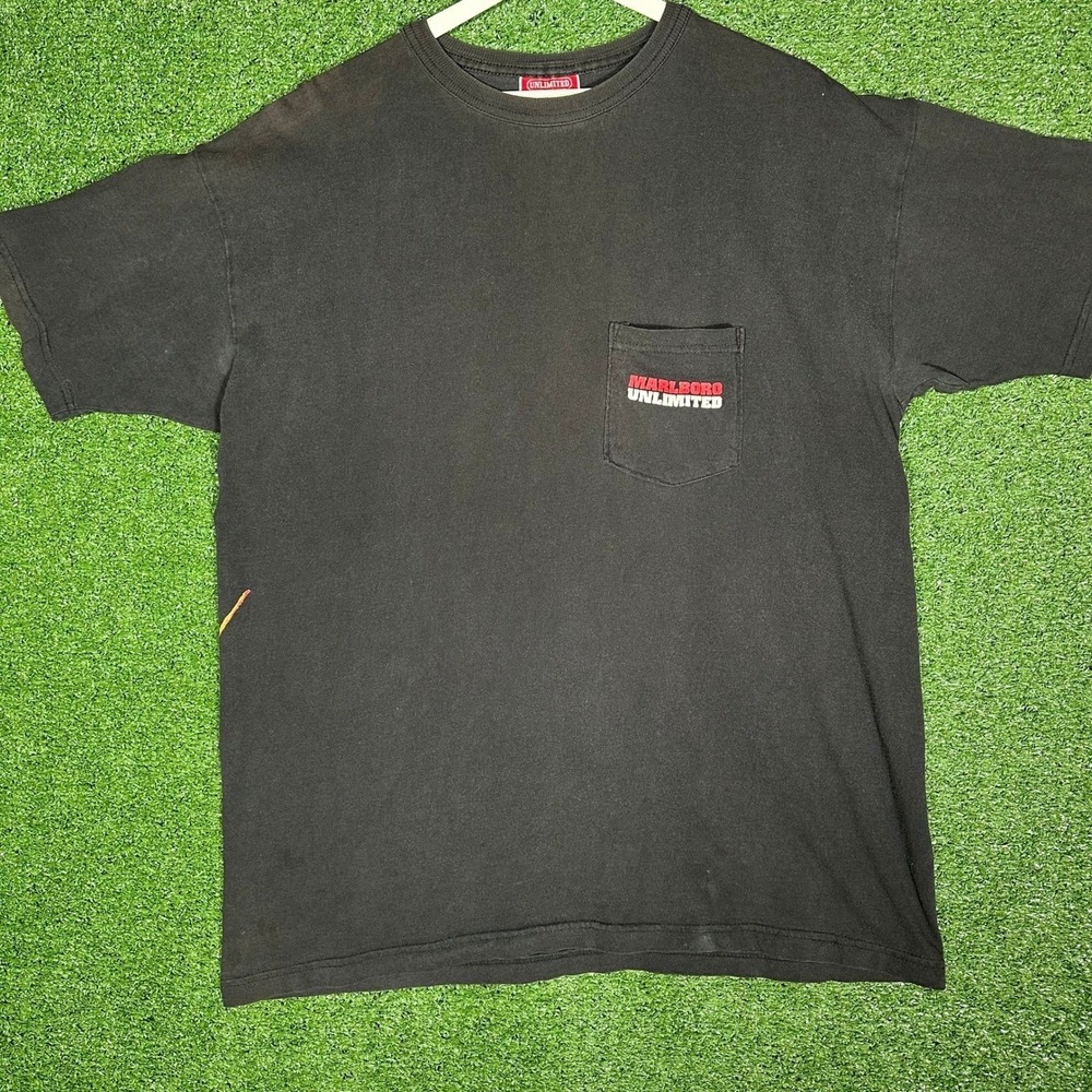 Vintage Marlboro Unlimited Lizard Shirt Mens XL Black Graphic Pocket Tee 90s USA - Picture 3 of 16